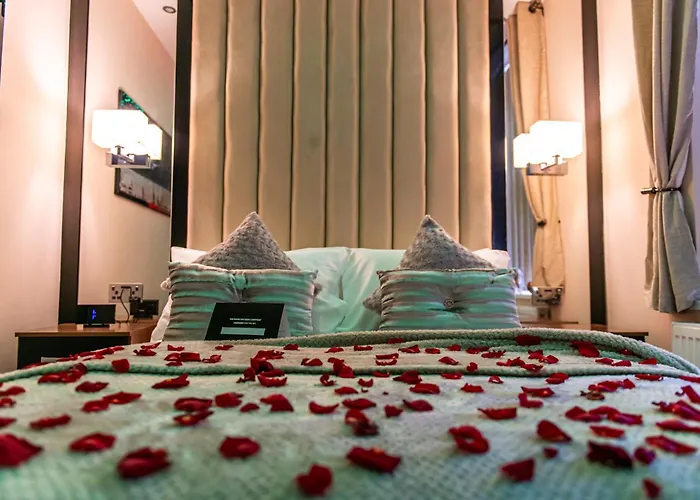 Aphrodite Suites
